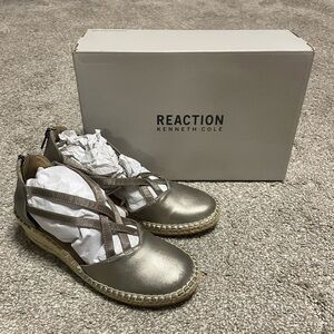 NEW Women’s Kenneth Cole Reaction Clo Espadrille Wedge Sandals Size 7